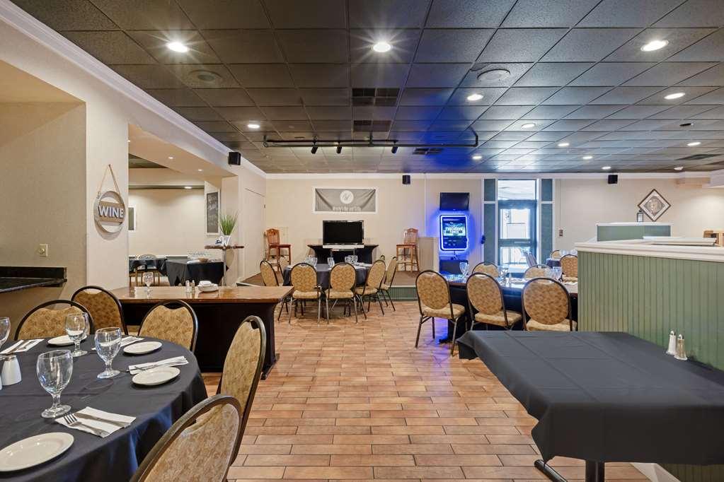 The Lux Hotel & Conference Center, Ascend Hotel Collection วอเตอร์ลู ร้านอาหาร รูปภาพ